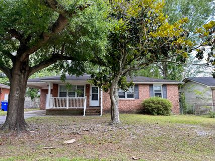 4750 Linda Street pending home in Wando Woods, North Charleston, SC