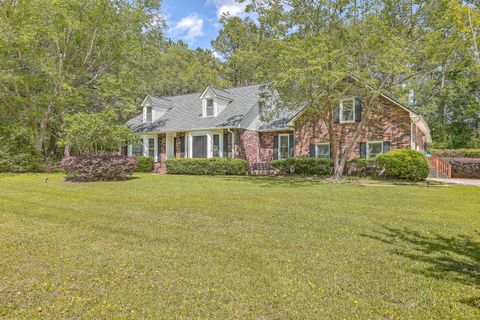 Homes in Walnut Farms, Summerville