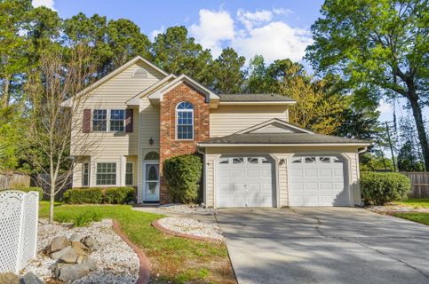 132 Knightsbridge Drive