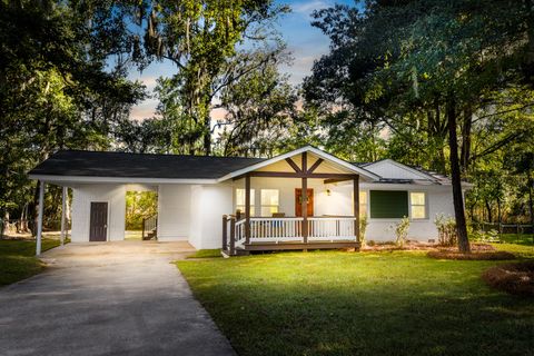 1243 Redeemer Drive