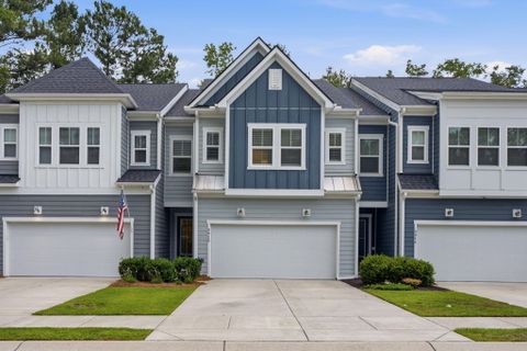 3012 Emma Lane