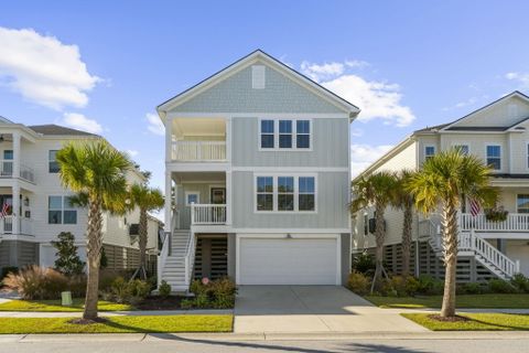 1613 Farmers Way active home in Liberty Hill Farm, Mount Pleasant, SC