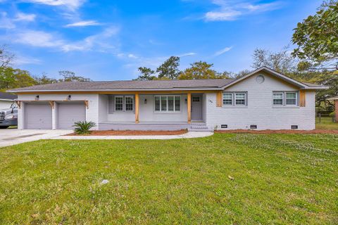 764 Creekside Drive active home in Lighthouse Point, Charleston, SC