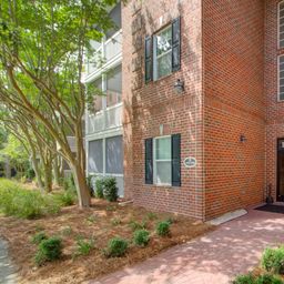 1565 Cambridge Lakes Drive Unit 103e