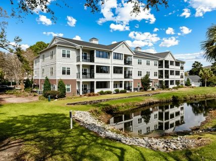 1025 Riverland Woods Place 311