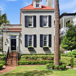 140 Queen Street