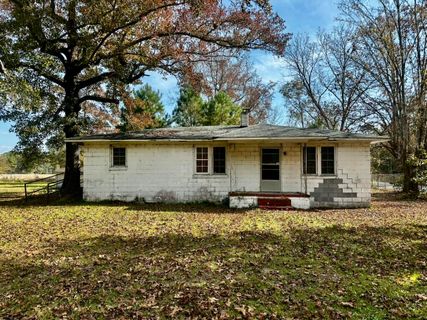 952 Gausetown Pinckney Road