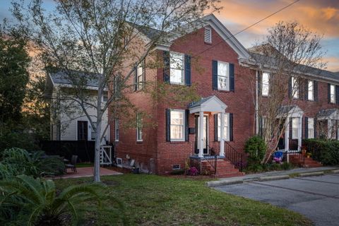 301 Broad Street Apt 1