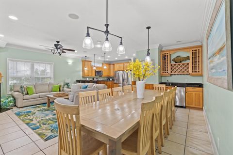 601 N Waccamaw Drive A