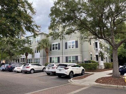 1627 Telfair Way