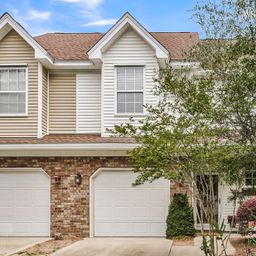 1504 Royal Colony Road