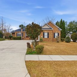111 Amanda Circle