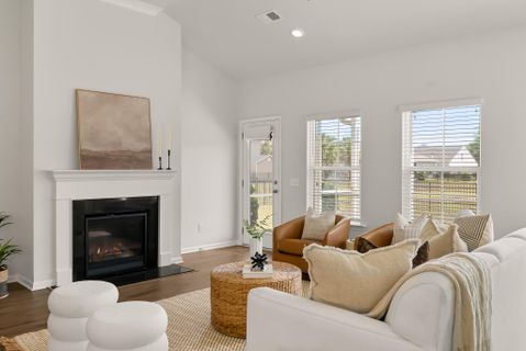 5060 Catfish Loop