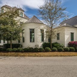 48 Robert Mills Circle