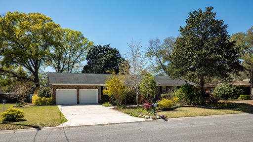 5321 Chantilly Lane