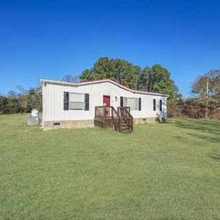 1105 Peacock Street