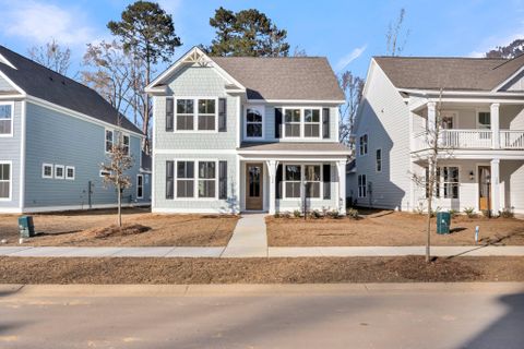 7 Cantona Drive active home in Sweetgrass Station, Summerville, SC