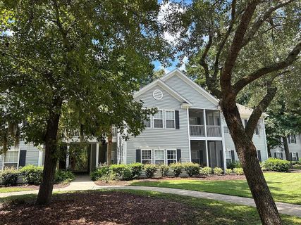 1108 Grove Park