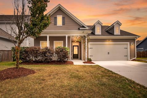 1510 Dawn Mist Way active home in The Pointe At Rhodes Crossing, Charleston, SC
