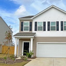 1229 Carriage Wood Circle