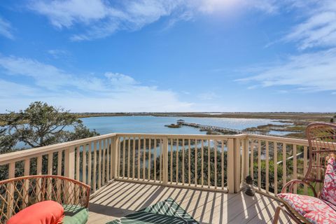 1551 Ben Sawyer Boulevard J 2-J