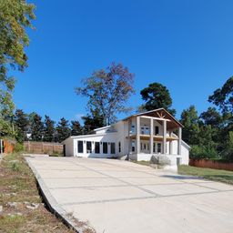 6109 Fitzgibbon Drive