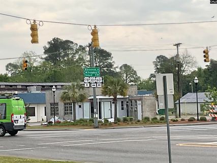 3049 Main Highway