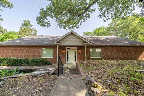 301 Ramblin Road