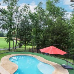 129 Linkside Court
