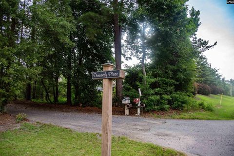 105 Dunwoody Place