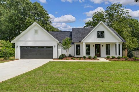 802 Veterans Road
