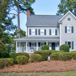 10 Idlebrook Circle