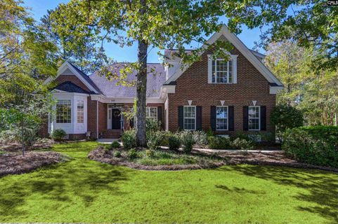 207 Louthian Way