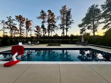 332 Compass Trail