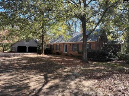 123 Hollow Lane