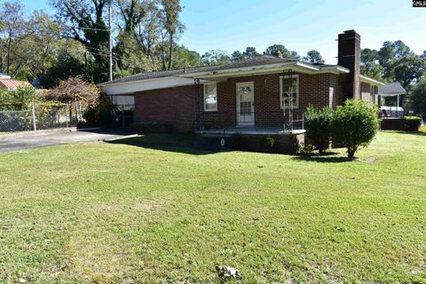Homes in Bayview, Columbia