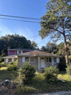 24 Community Street