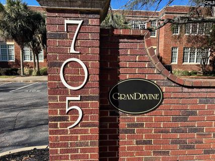 705 Maple Street H102