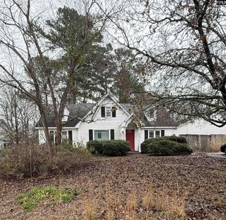 612 Riverwalk Way