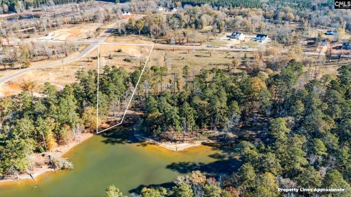 Navigator Trail active home in Breakwater At Woodside Shores, Prosperity, SC