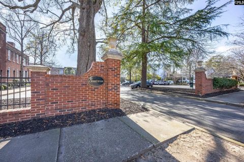 705 Maple Street F204