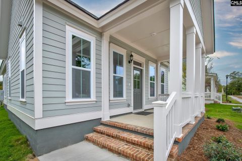 746 Poplar Street pending home in The Avenues, Cayce, SC
