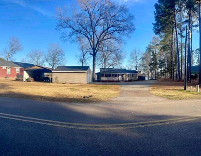 387 Dutchman Lane