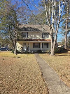 2101 Bedford Way active home in East Pines, Columbia, SC