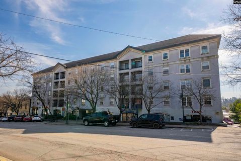 2002 Greene Street 201