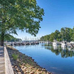 228 Shoreline Drive