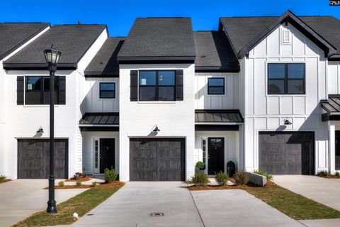 4 Fawn Spot Court active home in Deer Park, Elgin, SC