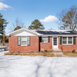226 Horseshoe Circle