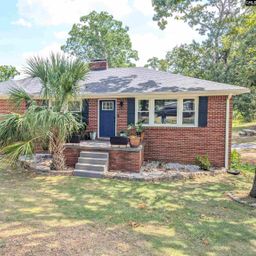 1500 Redwood Drive