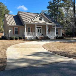213 Green Dr
